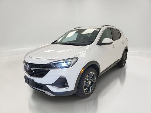 Used 2020 Buick Encore GX Essence AWD/4WD image 3