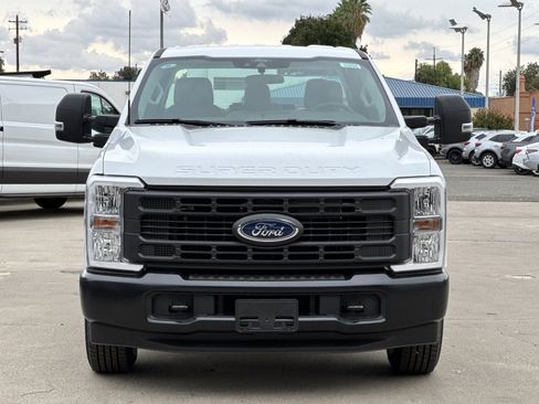 New 2026 Ford F250 XL w/ F-250 >10K GVWR Package image 8
