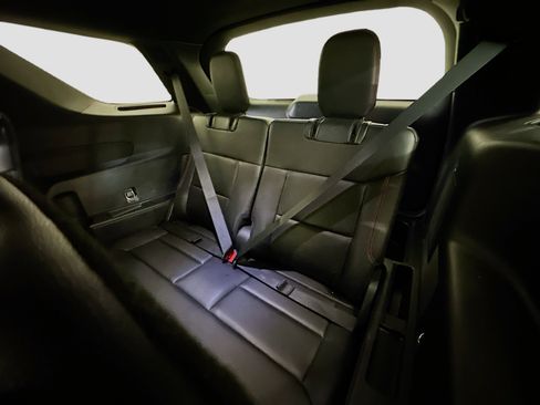 Used 2023 Ford Explorer ST-Line w/ Class IV Trailer Tow Package image 31