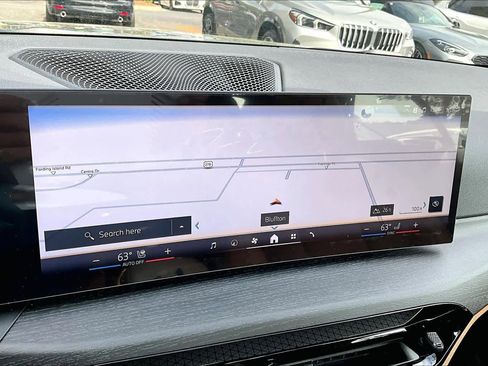 Certified 2026 BMW 430i Convertible w/ Premium Package image 34