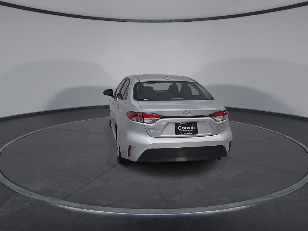 Used 2025 Toyota Corolla LE FWD image 13