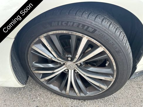 Used 2019 INFINITI Q60 3.0t Luxe w/ Essential Package AWD/4WD image 23