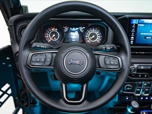 Used 2026 Jeep Wrangler Unlimited Sport image 13