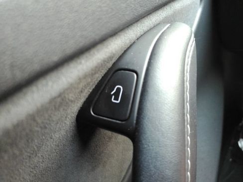 Used 2023 Tesla Model 3 Standard Range RWD image 34