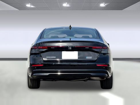 New 2026 Honda Accord Touring image 9