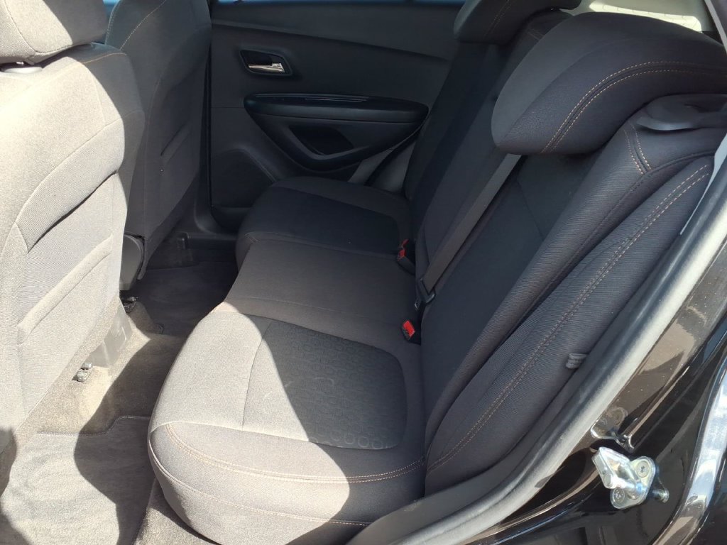 Used 2022 Chevrolet Trax LS w/ Tint and Cruise Package FWD image 13