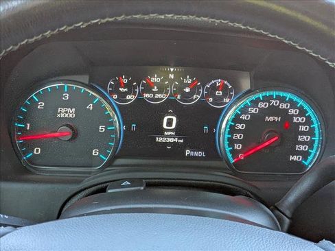 Used 2020 Chevrolet Suburban Premier w/ Premier Plus Edition image 14