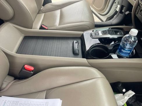 Used 2020 Honda Pilot Touring image 38
