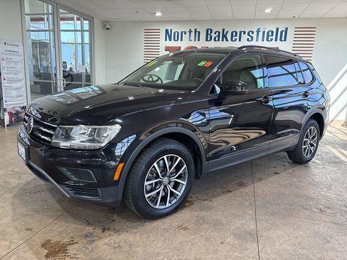 Used 2021 Volkswagen Tiguan S FWD image 1