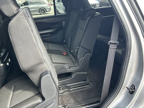 Certified 2021 Ford Expedition XLT image 17