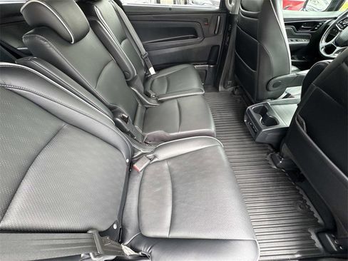 Used 2023 Honda Odyssey Elite image 15