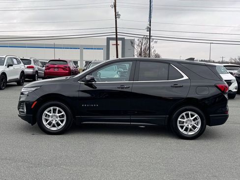 Used 2024 Chevrolet Equinox LT image 3