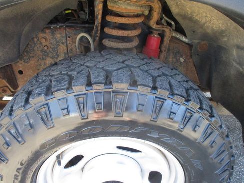 Used 2011 Ford F350 XL w/ FX4 Off Road Pkg image 11