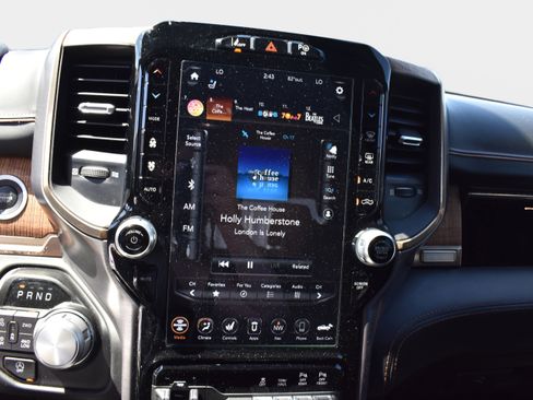 Used 2021 RAM 1500 Limited AWD/4WD image 21