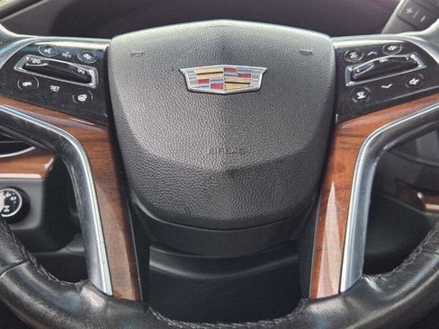 Used 2016 Cadillac Escalade ESV Luxury image 22