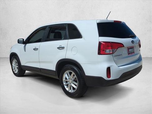 Used 2015 Kia Sorento LX FWD image 8