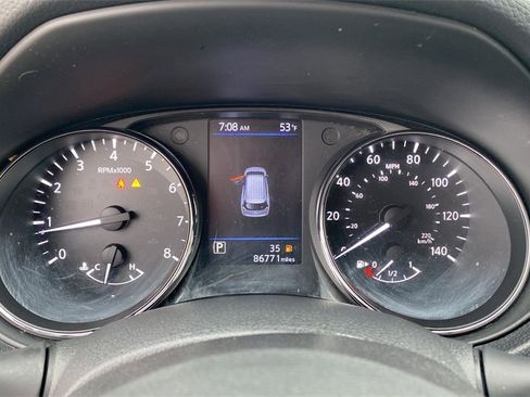 Used 2019 Nissan Rogue S image 29