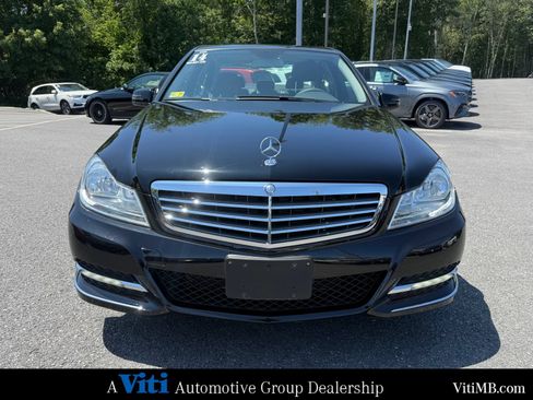 Used 2014 Mercedes-Benz C 300 4MATIC Sedan image 3