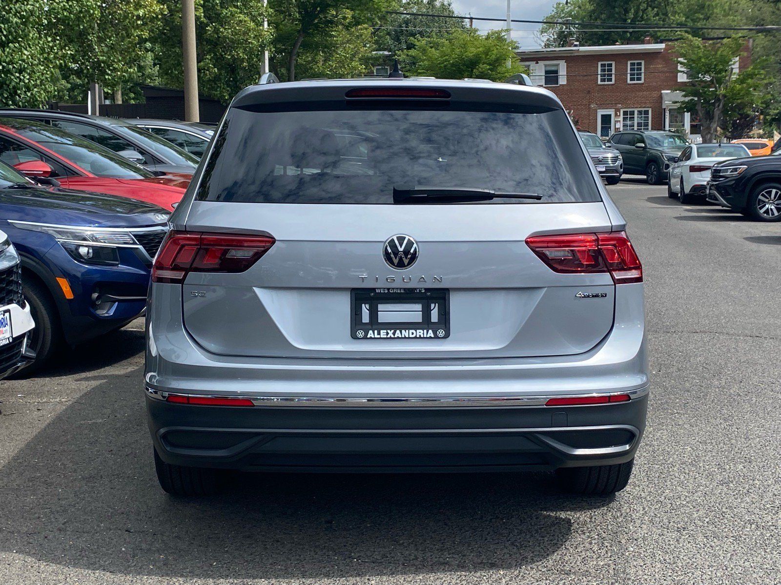 Certified 2024 Volkswagen Tiguan SE AWD/4WD image 4