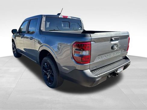 New 2025 Ford Maverick Lariat w/ Black Appearance Package image 6