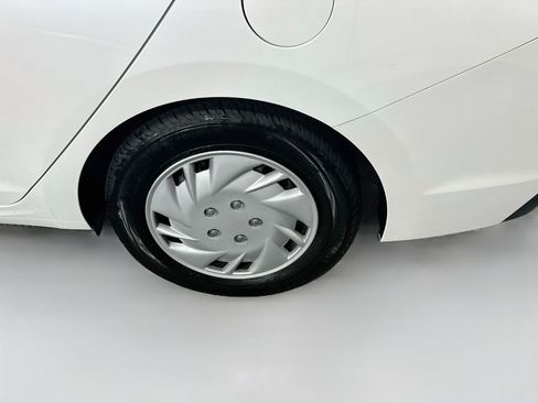 Used 2018 Hyundai Accent SE FWD image 11