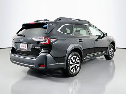 Used 2025 Subaru Outback Premium w/ Popular Package #1A AWD/4WD image 19