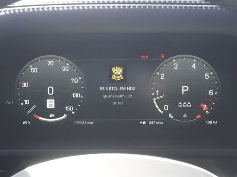 New 2026 Land Rover Defender 110 X-Dynamic SE image 11