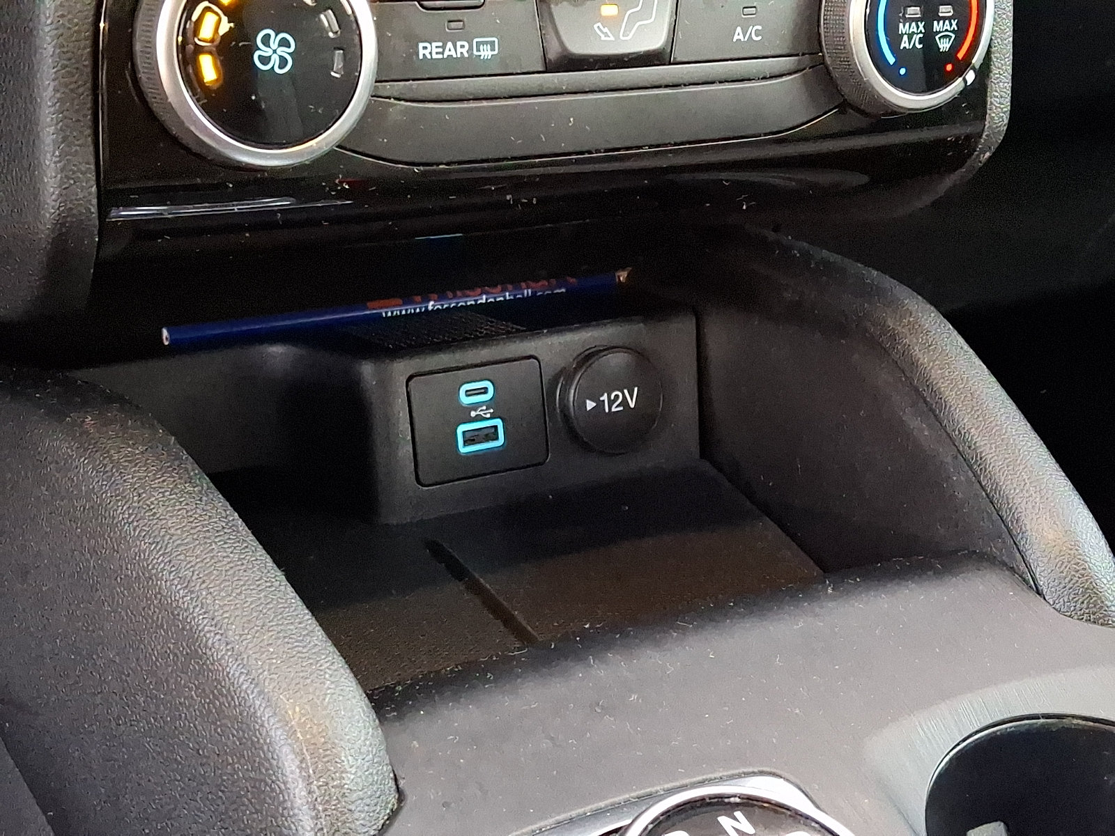 Certified 2022 Ford Escape SE AWD/4WD image 16