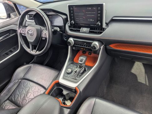 Used 2020 Toyota RAV4 Adventure image 32