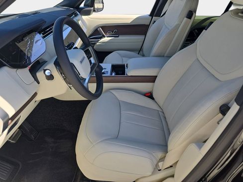 New 2026 Land Rover Range Rover SE AWD/4WD image 16