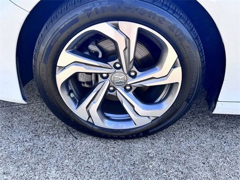 Used 2019 Honda Accord EX-L image 9