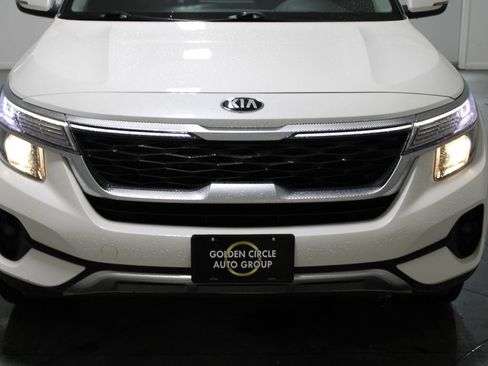 Used 2021 Kia Seltos S FWD image 48