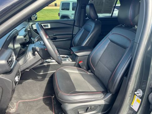 Used 2023 Ford Explorer ST-Line AWD/4WD image 21