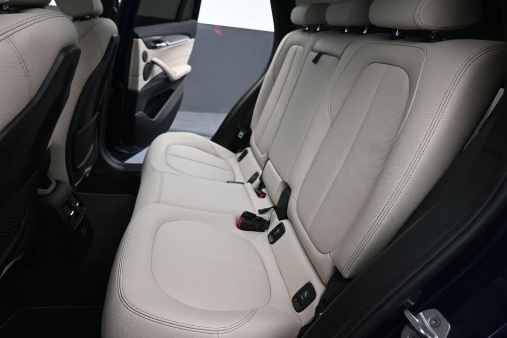 Used 2020 BMW X1 sDrive28i w/ Premium Package FWD image 16