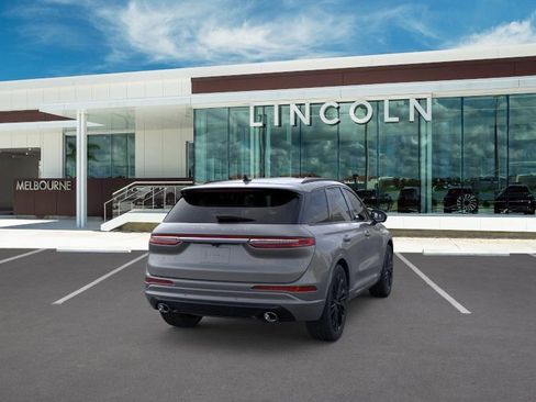 New 2026 Lincoln Corsair Premiere image 8