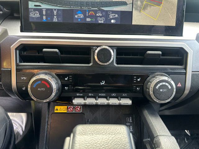 Certified 2025 Toyota 4Runner TRD Off-Road Premium w/ Tow Technology Package AWD/4WD image 47