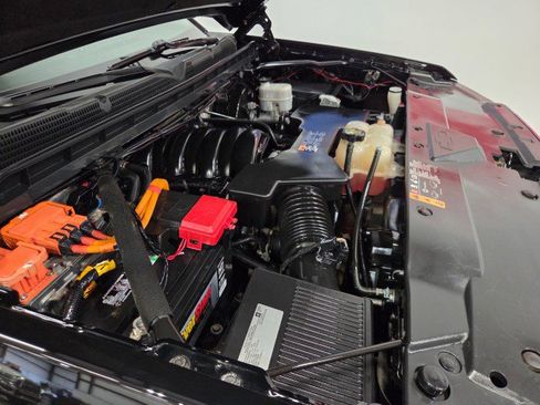 Used 2018 Chevrolet Silverado 1500 LT w/ LT Eassist Package image 89