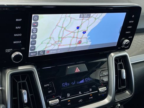 Used 2023 Kia Sorento S w/ Panoramic Sunroof Package FWD image 28