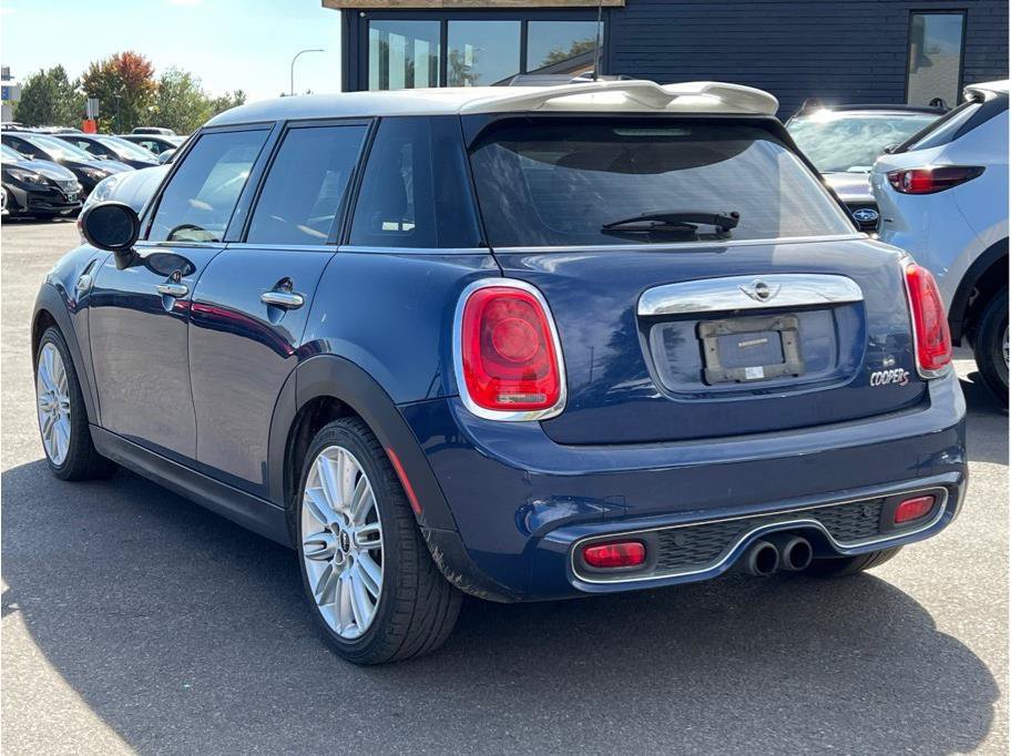 Used 2016 MINI Cooper S FWD image 2