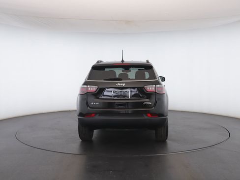 Used 2020 Jeep Compass Latitude w/ Cold Weather Group image 20