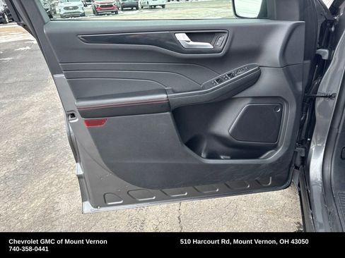 Used 2025 Ford Escape ST-Line image 12