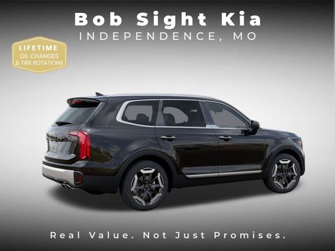 New 2025 Kia Telluride S image 6