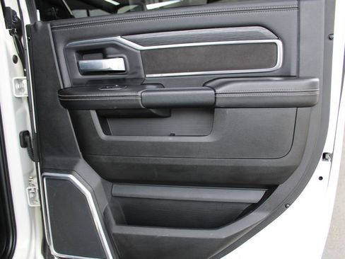 Used 2023 RAM 2500 Laramie AWD/4WD image 57