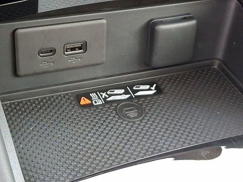 Used 2025 Buick Envision Avenir image 29