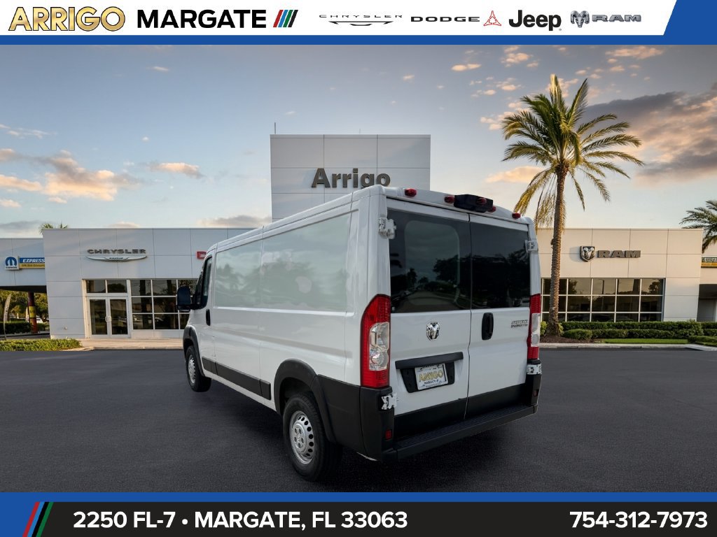 Used 2025 RAM ProMaster 2500 w/ U-Haul Equipment Group FWD image 5