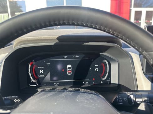 Certified 2025 Nissan Rogue SL w/ SL Premium Package image 9