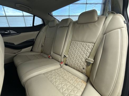 Used 2021 Nissan Maxima Platinum w/ Sport Mat Group image 37