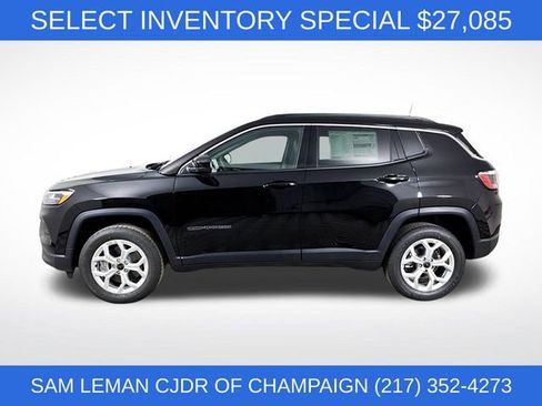 New 2026 Jeep Compass Latitude image 4