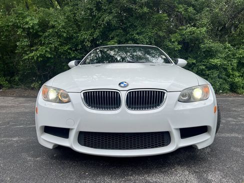 Used 2009 BMW M3 Convertible RWD image 2