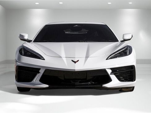 Used 2024 Chevrolet Corvette Stingray Coupe w/ 1LT image 4